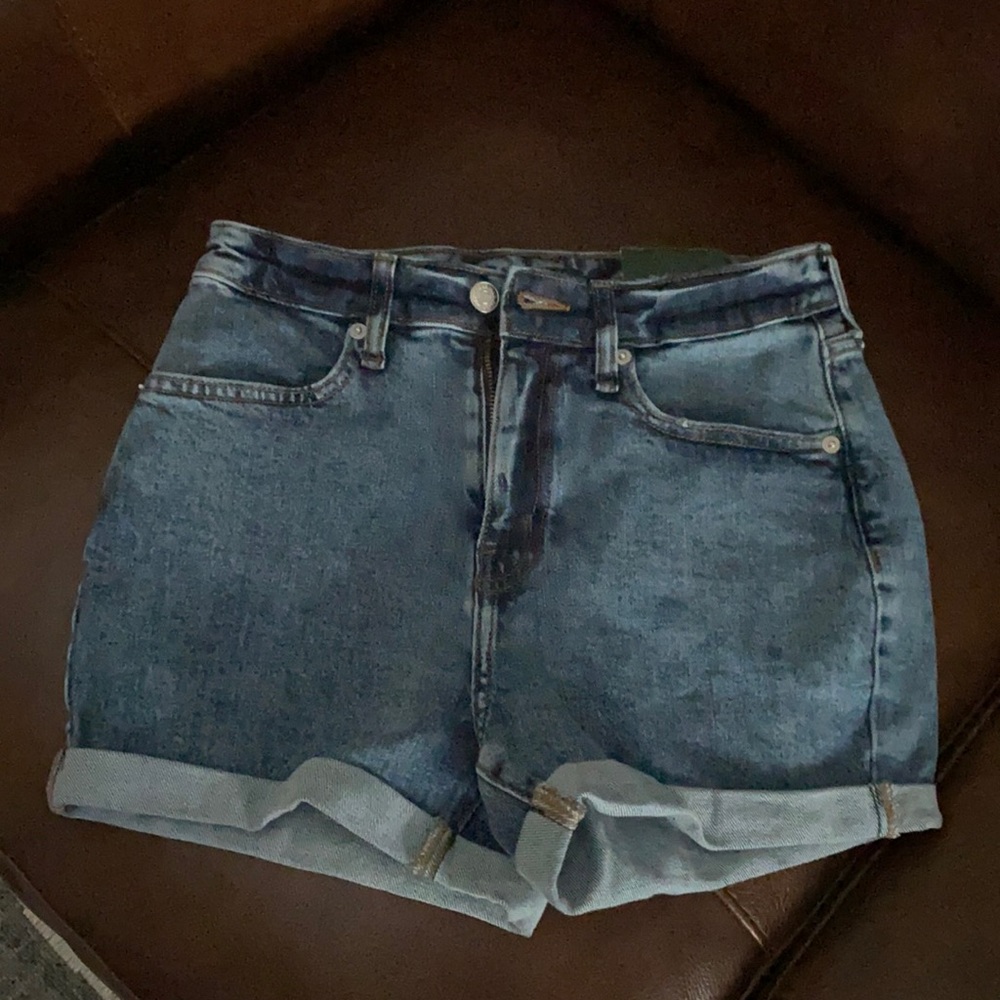 NWT Wild Fable Size 0/25 Highest rise shorts